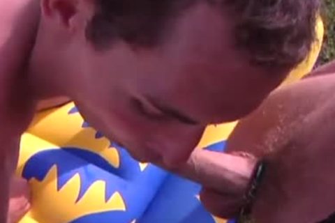 Rumble in the pool bunch