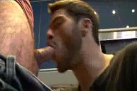 A monstrous homo Hard 10-Pounder