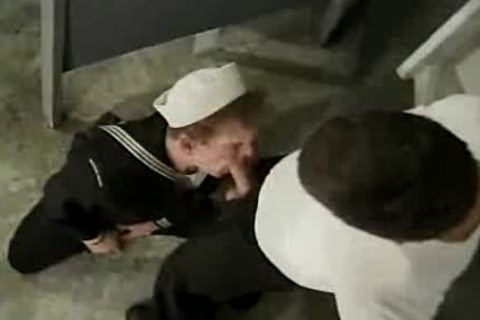 Jayounger And Sam Belowthedecks