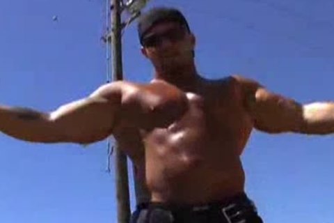 juicy Adam Reich Massaging His 10-Pounder