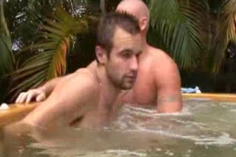 Holy Cow, I'm engulfing A wang!