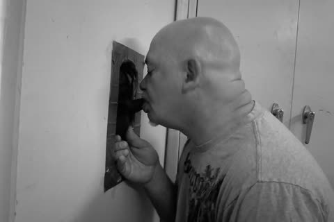 Love Suckin On This boyz 10-Pounder