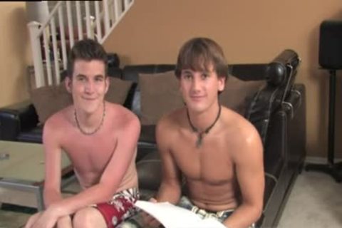 giving a kiss males enjoy jerking off