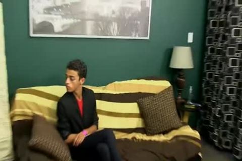 twink Dustin Cooper Enjoys Sitting On Prestons biggest 10-Pounder