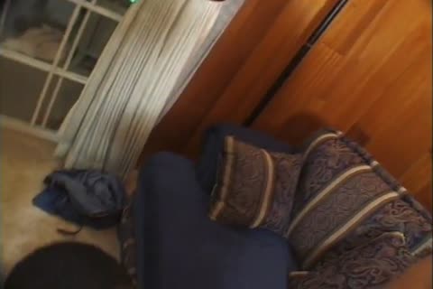 Tray And Tiger engulf Each Other Off nice