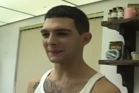 Tony Is nineteen, Straight