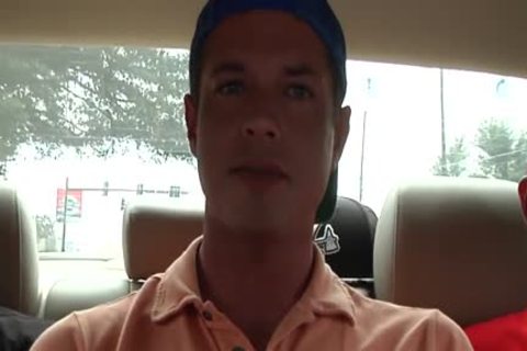 White Hunk Rides large 10-Pounder