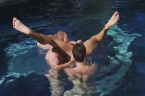 pumped up Threeway Hunk Cums