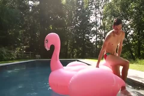 Two lusty boyz In A Pool bang
