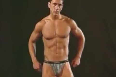 6-Pack, bare Muscle blowjob To Toe 4