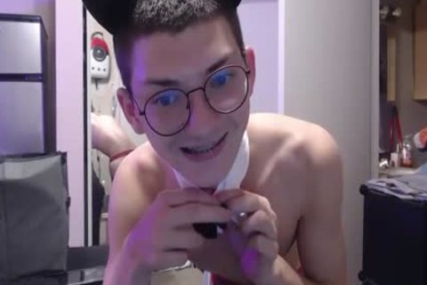 delicious Nerdy Crossdresser With Glasses webcam Solo