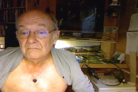 70 Yo chap On Web cam lusty Face