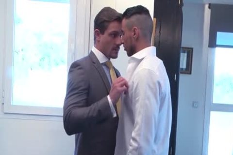 Muscle boy anal job With cumshot