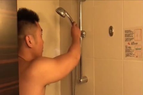 Sporty Muscle penis Bear