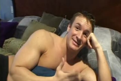 TJ Jerks Off For A Woman