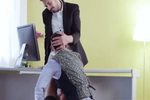 Hansome lad bareback