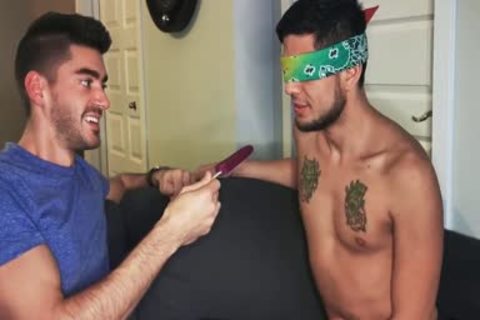 Blindfolded Roommate receives dong To Distract Him
