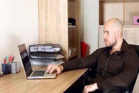 Alex Bach And Sean Robson (BIOB2 P1)