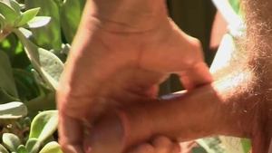 ZackRandall.net: Solo american Henry Cockstrong stroking