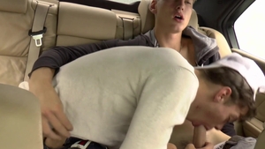 EastBoys.com - Hairy Tommy kissing in limo