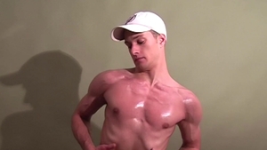 EastBoys: Gary amongst straight guy Calvin rimming