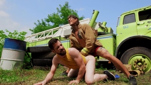 BROMO - American Bo Sinn enjoying big dick Thyle Knoxx