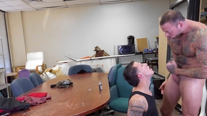 Young Perps - Des Irez and Sean Duran pounding in the backroom