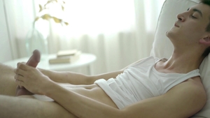 GoGayGuy: Muscled gay really likes rough sex in HD