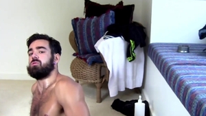 AmateursDoIt: Belgian Batt feels the need for fucking