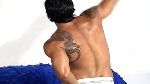 BangBangBoys: Muscle latin amateur goes in for nailing