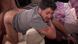 Bareback Me Daddy: Skinny Tommy nailed by big dick daddy