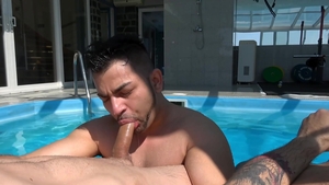 ClubBangBoys: Gay threesome scene