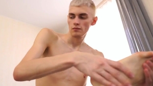 Twink Liam Like & Jaison Moon handjob