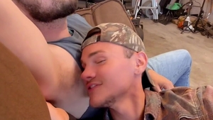 Country Buds