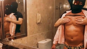 Hotpecs (42)
