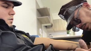 5aa1c602c2395b317f.mp4