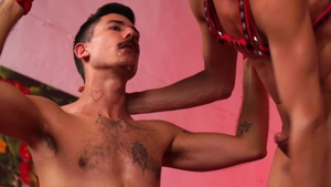Pleasing David: Axel on His Knees