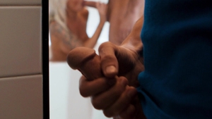 Men: Ménage à Trois in a Miniature
