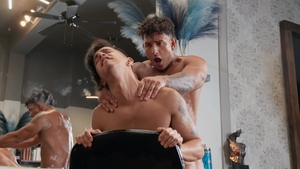 Men: More than just Scissors at this Salon