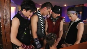 The Thirsty Quenched: Ennio Takes On Four Dudes