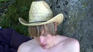 Next Door Twink: Tongue Lashing on Indie Tunes