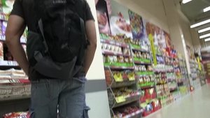 Czech Hunter: A 1000-Crown Encounter at the Mall