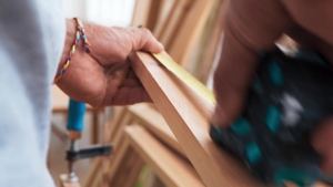 Men: Gay Builders Take Charge on the Site