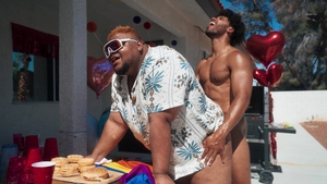 Men: Des Irez's Secret Kitchen Surprise