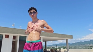 AmateurGayPOV: Two Online Strangers, One Bed