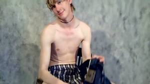teensandtwinks: Tender Twink's Big Cock